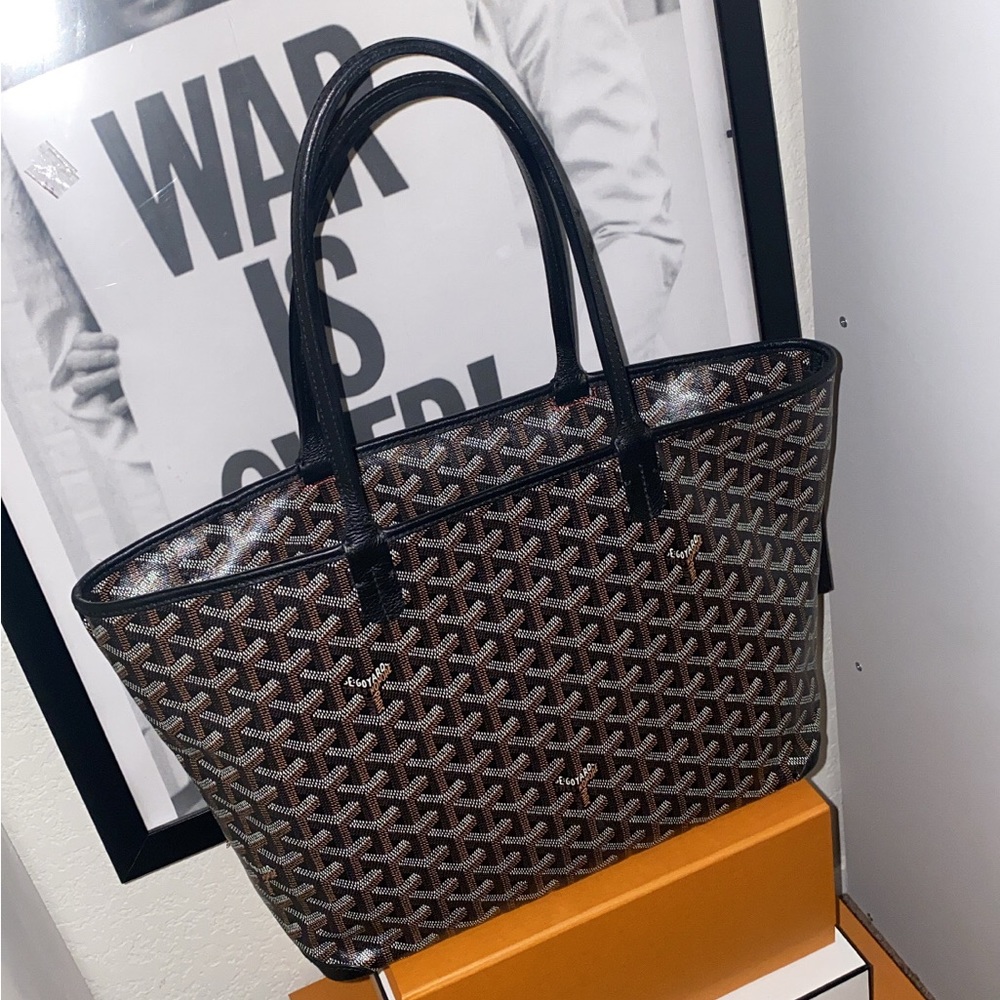 SOLD!!! Goyard Artoise PM